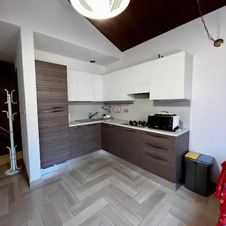 La Casetta Del Gufo Apartmán *